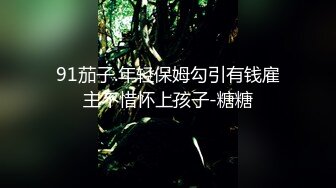 09黑裤子蓝口罩