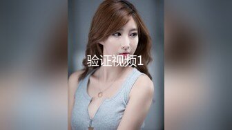 漂亮大奶美眉吃鸡啪啪 哎呀 我的天哪 哎呀 我的妈呀 美眉很可爱 无毛鲍鱼肥嫩 被大鸡吧小哥哥内射