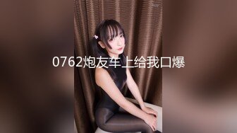 [MP4/ 440M] 经典3P场双倍价格约168CM美女，两男一女激情爆操，撩起包臀裙前后夹击