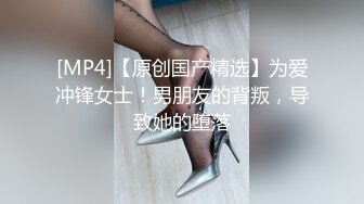 极品粉穴小少妇，独自在家诱惑，脱下内衣揉奶，粉嫩多汁小穴，近距离特写，已经好多水了