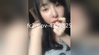 -壮哥约了位娇嫩漂亮的大一小美女,翘臀美乳,逼毛又少又短嫩的流水