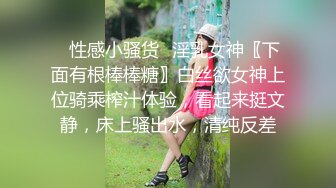 三淫娃趁家里每人约小伙伴上门吃鸡巴