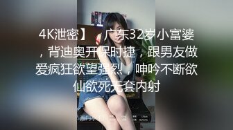 仔细看水滴下来了