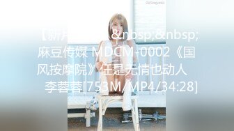 双马尾女仆装清纯系美少女,纯欲风拉满,男友带上好兄弟壹起享用,这种哥们去哪找